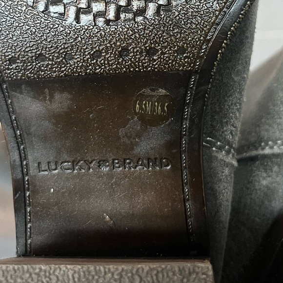 Lucky Brand Distressed Gray
Leather Tall Boots Size 6.5 - Picture 6 of 8